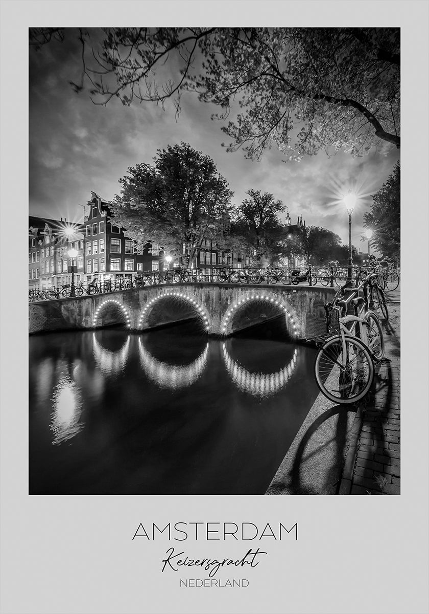 In focus: AMSTERDAM Idyllic nightscape from Keizersgracht Plakat