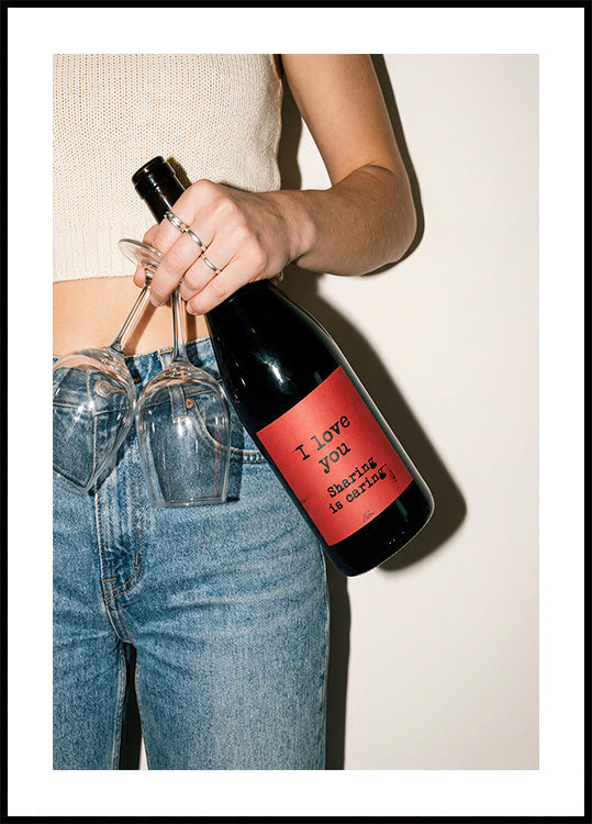 Love and a Bottle of Wine Plakat