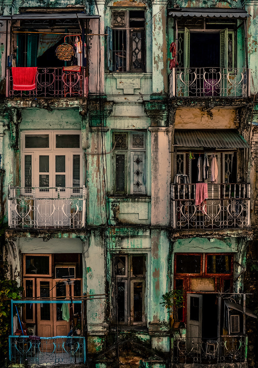 Remnants of another era Plakat