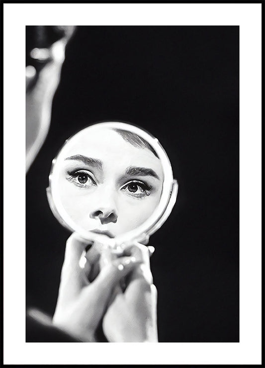 Audrey Hepburn Mirror Plakat