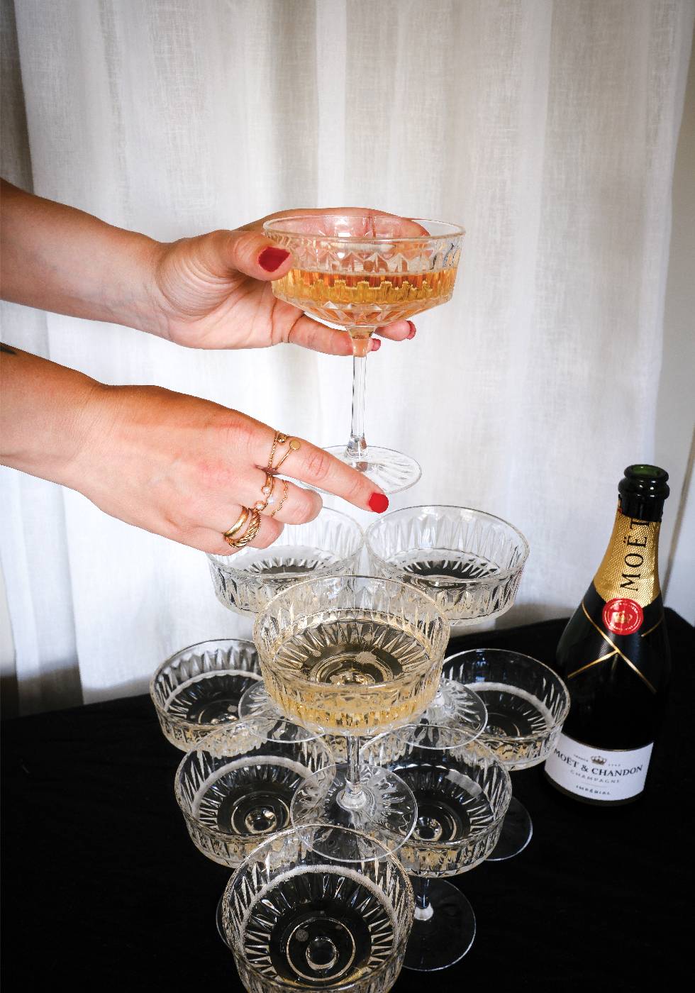 Champagne Glasses Pyramid Print Plakat