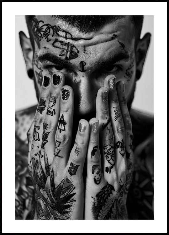 Tattooed Face and Hands Plakat