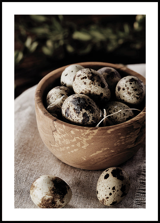 Quail Eggs in Rustic Wooden Bowl Plakat