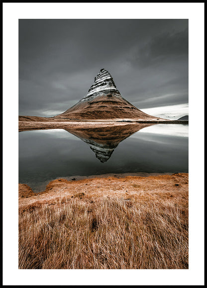 Majestic Mountain Reflection Plakat