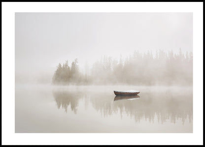 Boat in A Foggy Lake Plakat