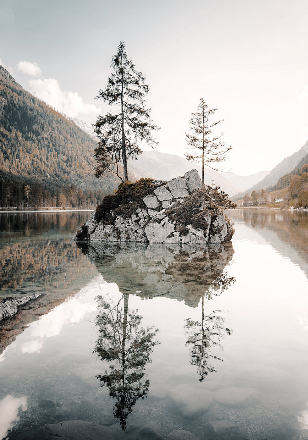 Tranquil Reflections at Lake Hintersee Plakat