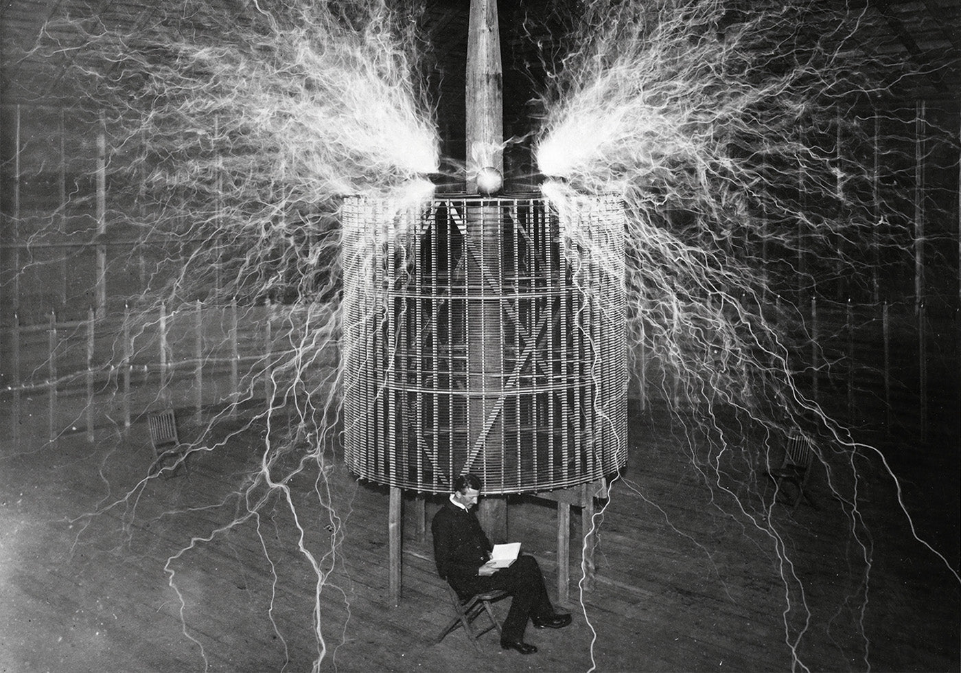 Nikola Tesla Electricity in Lab Plakat