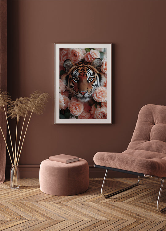 Tiger Among Peach Roses Plakat