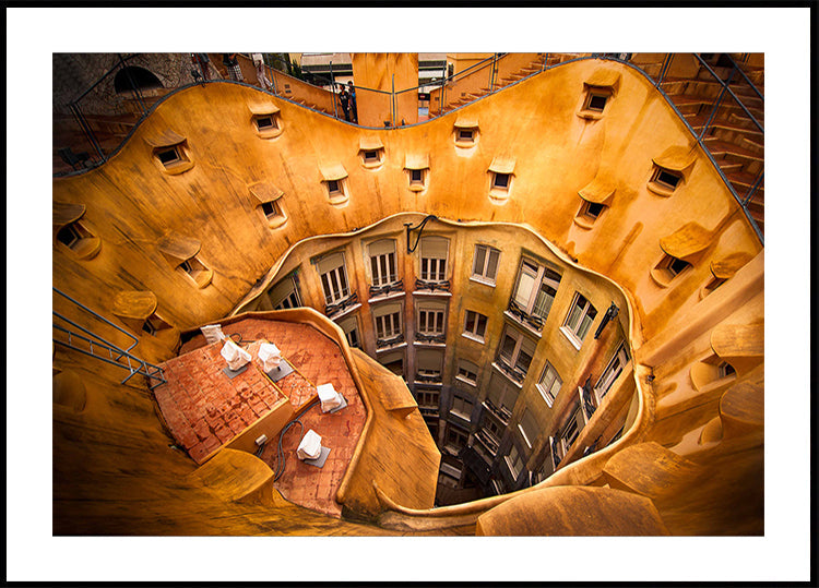 Antoni Gaudí’s La Pedrera  © Nora De Angelli Plakat