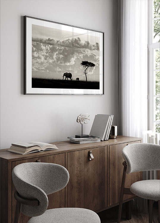 Silhouettes of Mara Plakat